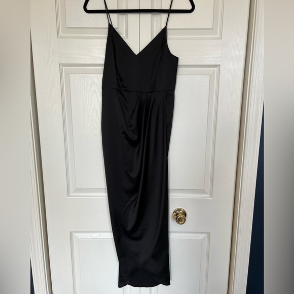 Express Women’s Black Dress Size 4 - Picture 2 of 7